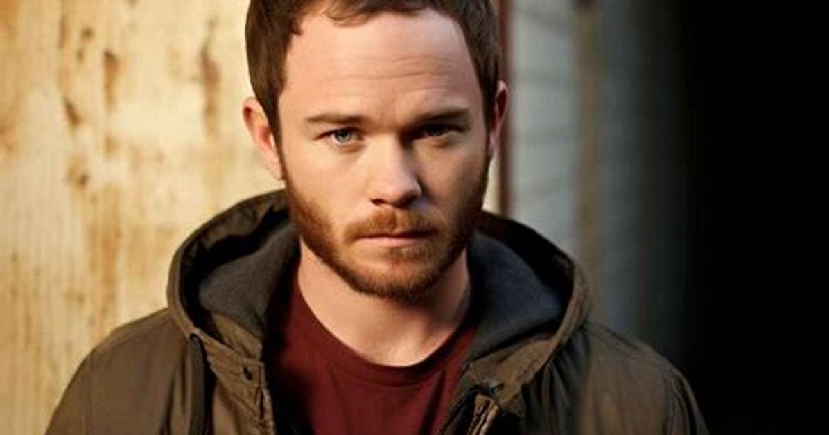 Aaron Ashmore Net Worth