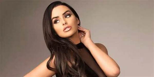 Abigail Ratchford Net Worth