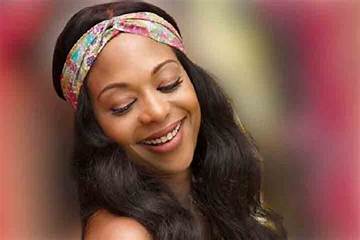 Acantha Lang Net Worth
