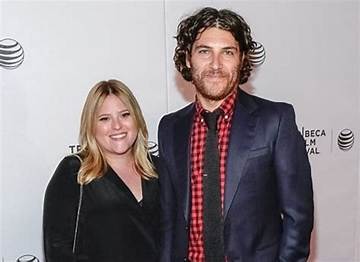 Adam Pally Net Worth
