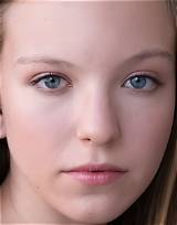 Aislinn Debutch Net Worth