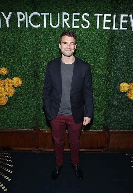 Alex Russell Net Worth