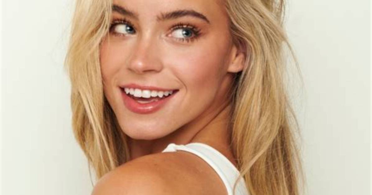 Alexa Blair Robertson Net Worth