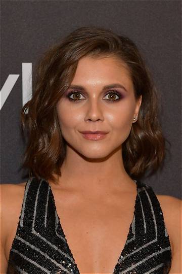 Alexandra Chando Net Worth