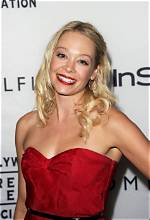 Alexandra Holden Net Worth