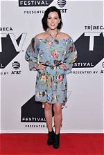Alexandra Socha Net Worth