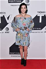 Alexandra Socha Net Worth