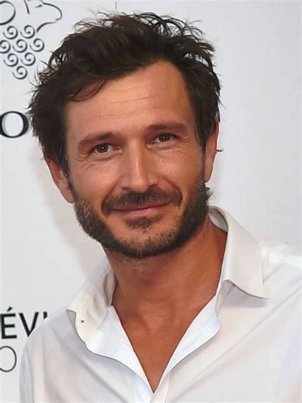 Alexandre Varga Net Worth