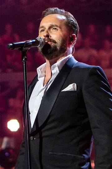 Alfie Boe Net Worth
