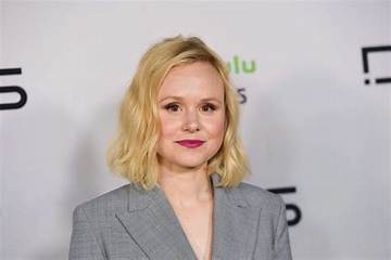 Alison Pill Net Worth