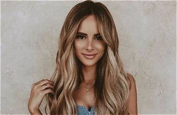 Amanda Stanton Net Worth