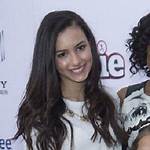 Amanda Troya Net Worth