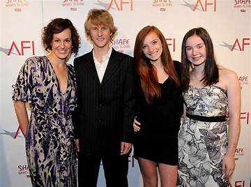 Amy Schapel Net Worth