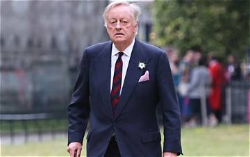 Andrew Parker-Bowles Net Worth