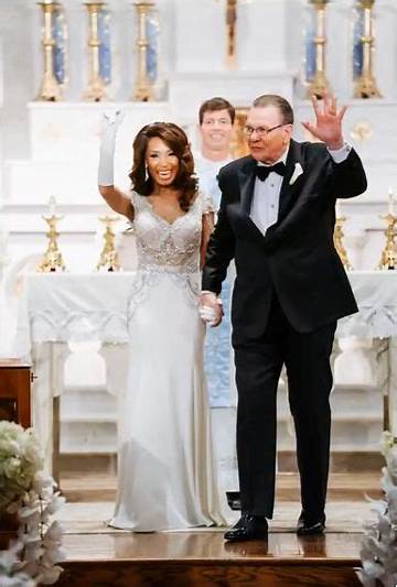 Angela Mcglowan Net Worth