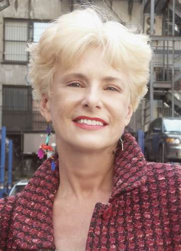 Anne Carlisle Net Worth