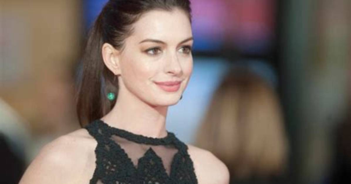 Anne Hathaway Net Worth