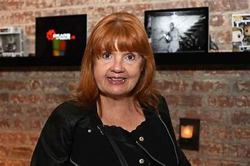 Annie Golden Net Worth