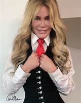 April Masini Net Worth