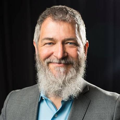 Aram Shumavon Net Worth