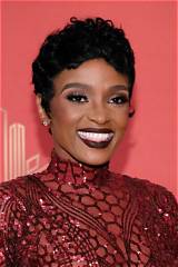 Ariane Davis Net Worth