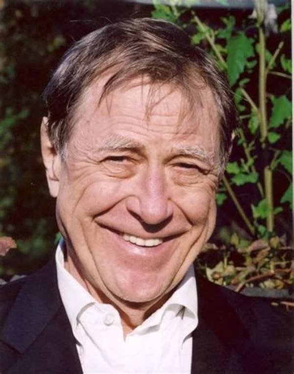 Arlen Dean Snyder Net Worth