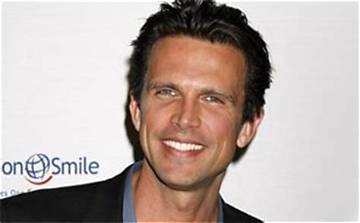 Ashley Hamilton Net Worth
