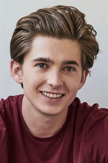 Austin Abrams Net Worth