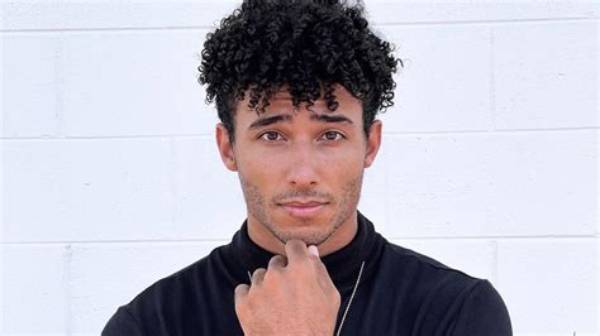 Austin Armstrong Net Worth