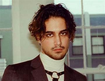 Avan Jogia Net Worth