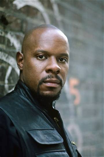 Avery Brooks Net Worth