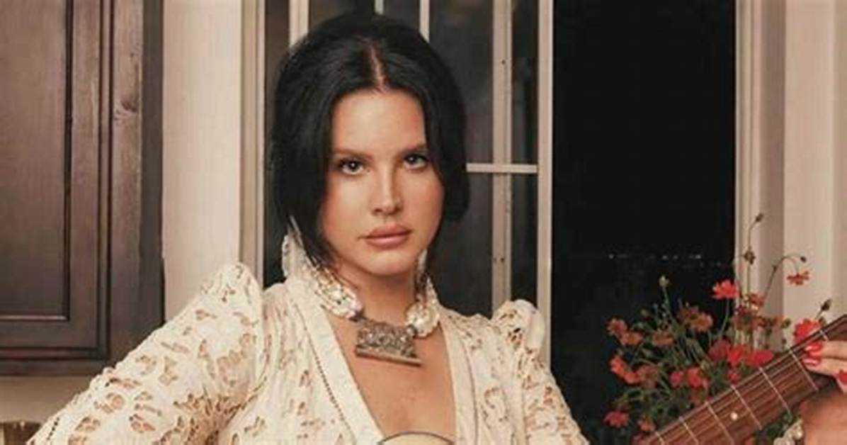 B%C3%A1Rbara Rey Net Worth 150. Jpg