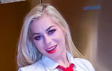 Bambi Blitz Net Worth