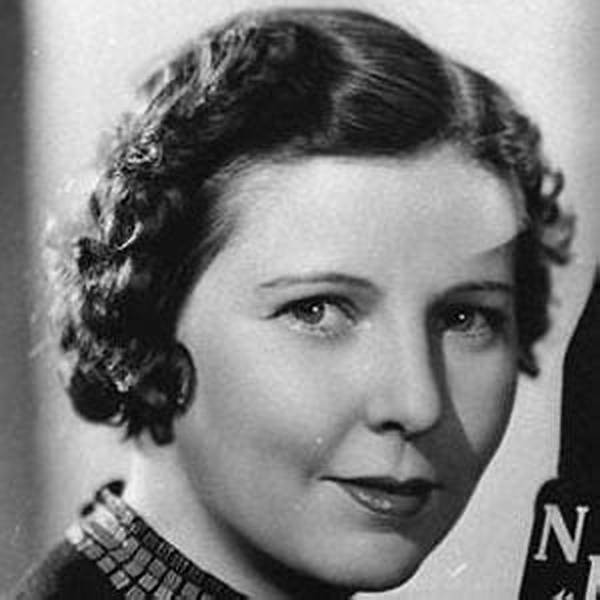 Barbara Luddy Net Worth