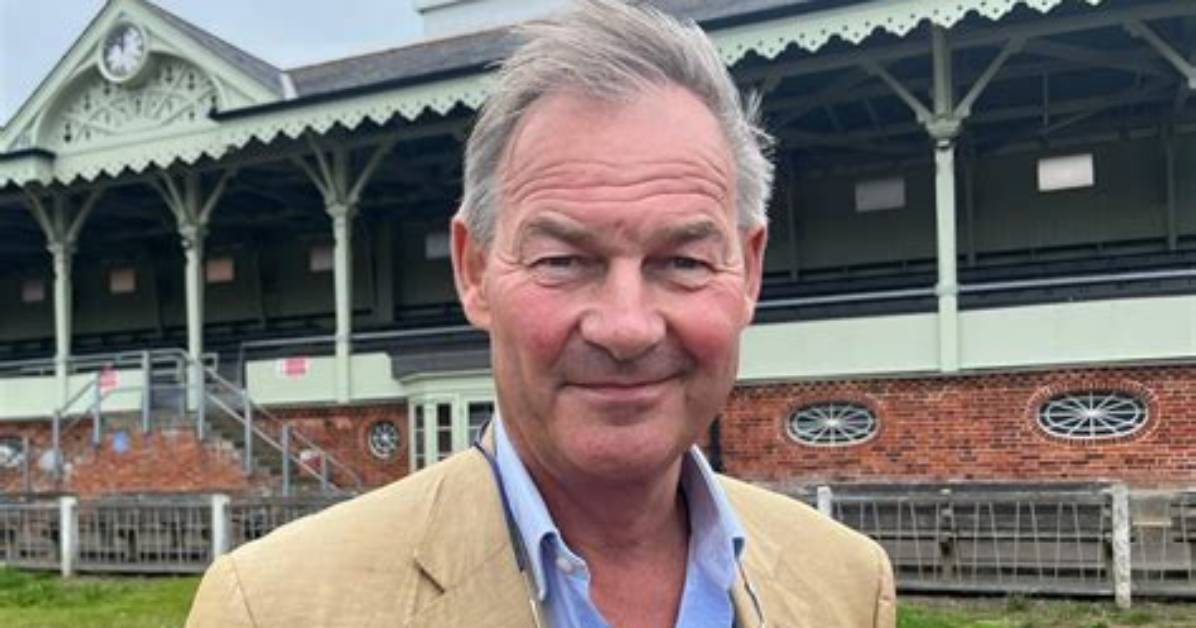 Barry Lowe Net Worth