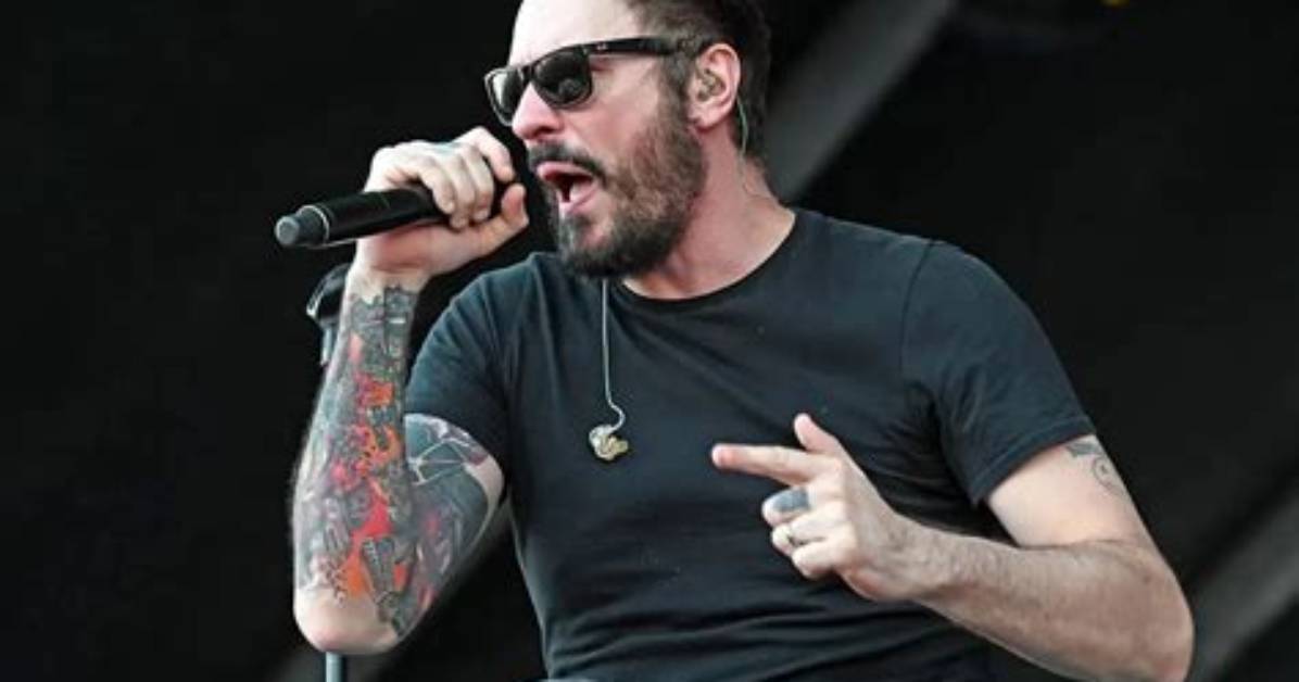 Benjamin Burnley Net Worth