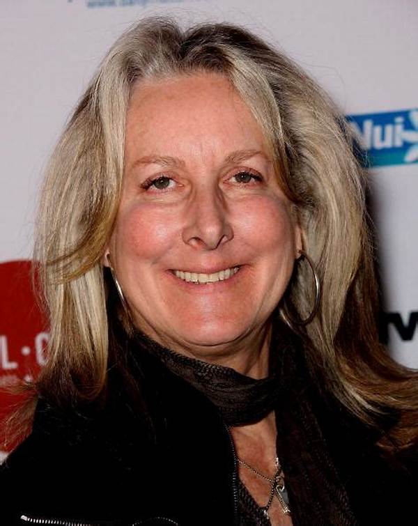 Betty Thomas Net Worth