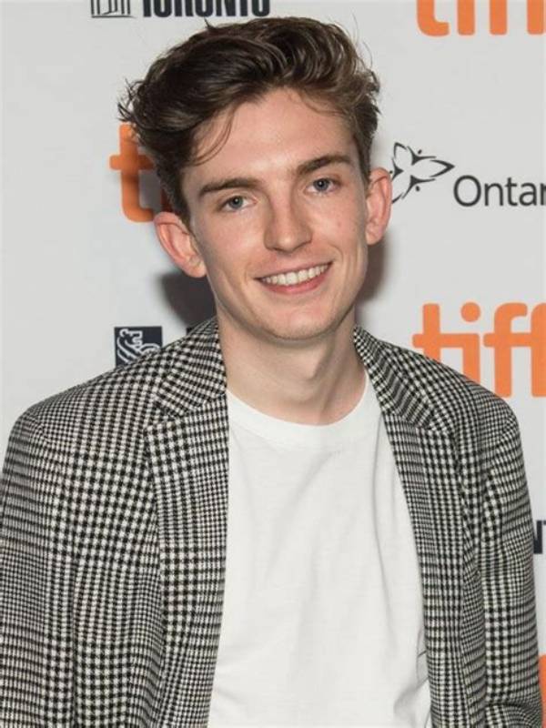 Bill Milner Net Worth