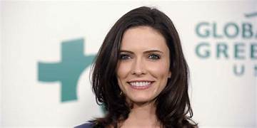 Bitsie Tulloch Net Worth