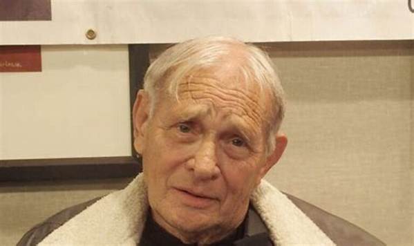 Bo Hopkins Net Worth