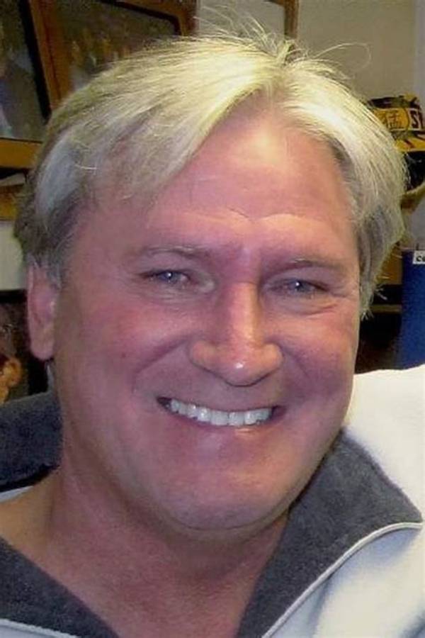 Brant Von Hoffman Net Worth