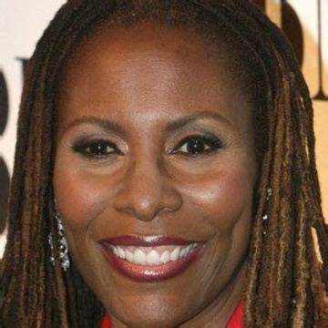 Brenda Russell Net Worth