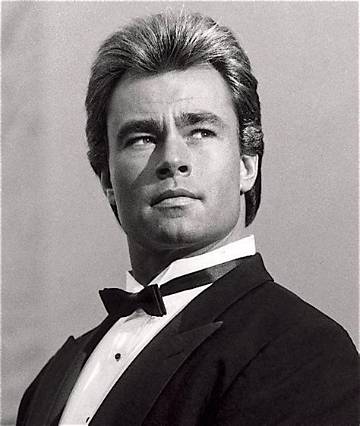 Brett Baxter Clark Net Worth