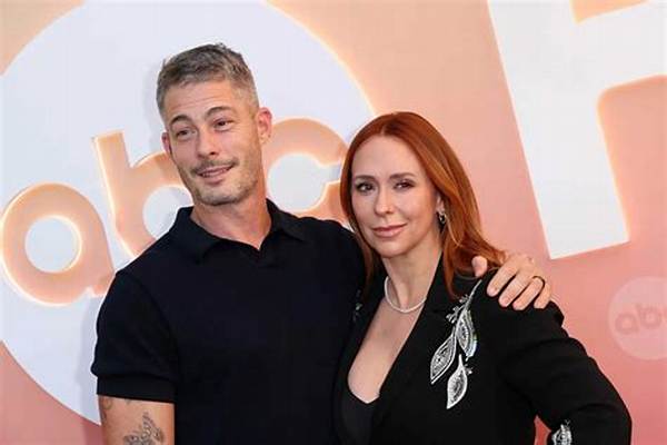 Brian Hallisay Net Worth