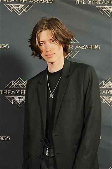 Brodin Plett Net Worth