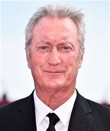 Bryan Brown Net Worth