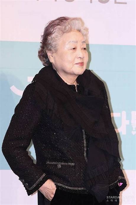Bu-Ja Kang Net Worth