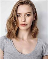 Camille Stopps Net Worth