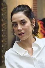 Cansu Dere Net Worth