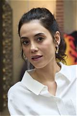 Cansu Dere Net Worth